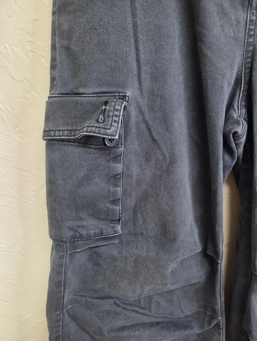Wild Fable Charcoal Mid-Rise Relaxed Fit Barrel Leg Cargo Pants Size Small/29
